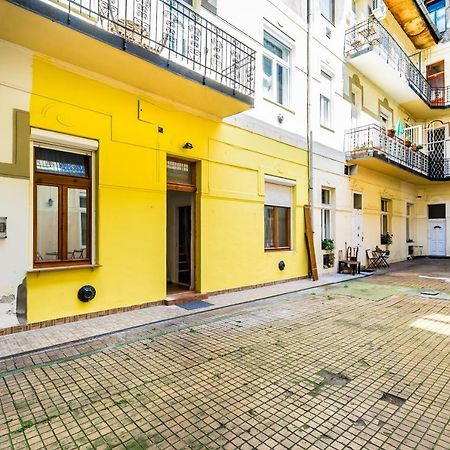 Bpr Cozy Rosie Apartment Budapest Eksteriør bilde